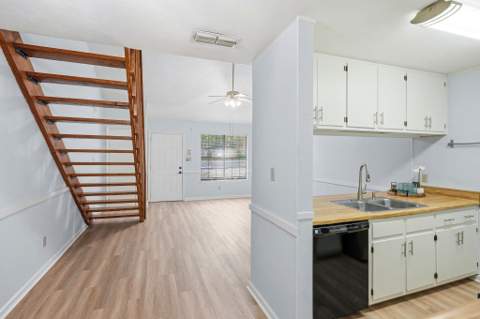 207 Parkbrook Circle, Tallahassee FL - photo 17 of 39