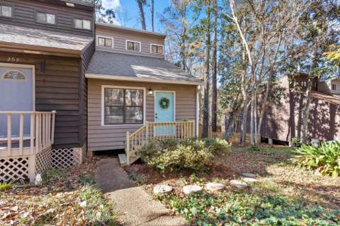 207 Parkbrook Circle, Tallahassee FL - photo 6 of 39
