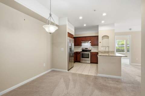 2801 Chancellorsville Drive, Tallahassee FL - photo 7 of 37