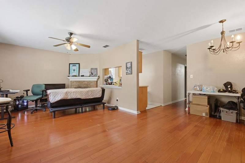 2 bedroom Townhouse at 2125 Victory Garden Lane, Parkbrook Crossing, Tallahassee — photo 2