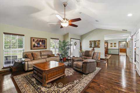 210 Planters Circle, Quincy FL - photo 23 of 60