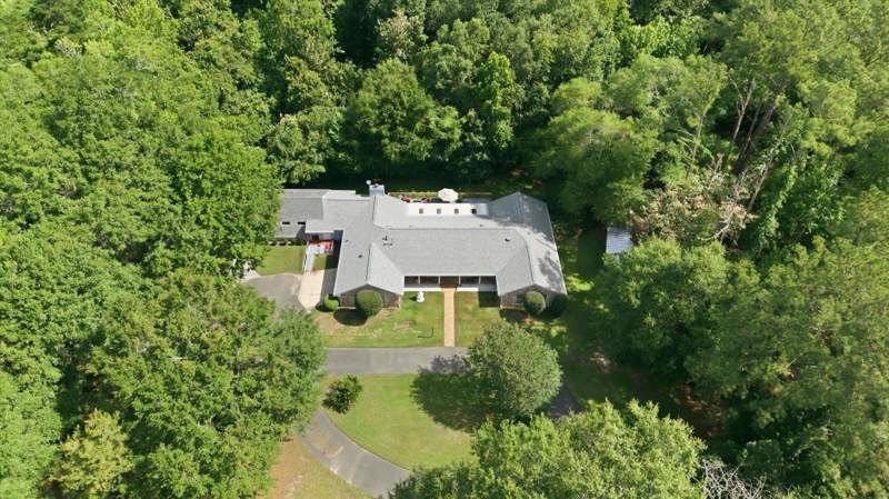 4 bedroom Detached at 210 Planters Circle, The Farms at Quincy, Quincy — photo 4