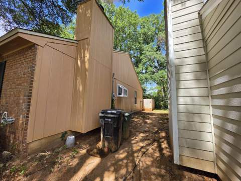 1210 Copper Creek Drive, Tallahassee FL - photo 12 of 37