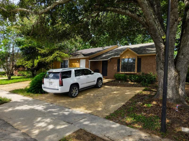 2 bedroom Townhouse at 1210 Copper Creek Drive, Copper Creek, Tallahassee — photo 2