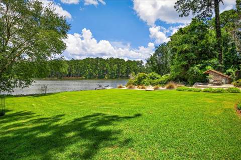 7805 Thornhill Lane, Tallahassee FL - photo 10 of 70