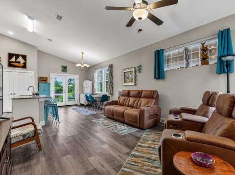 272 Lake McKissack Lane, Carrabelle FL - photo 9 of 44