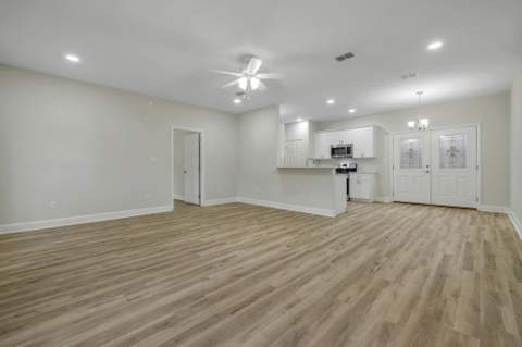 618 6th Street, Quincy FL - photo 6 of 24