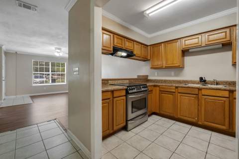 534 Collinsford Road, Tallahassee FL - photo 7 of 20