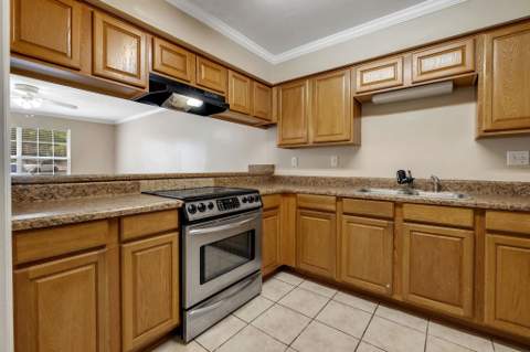 534 Collinsford Road, Tallahassee FL - photo 8 of 20