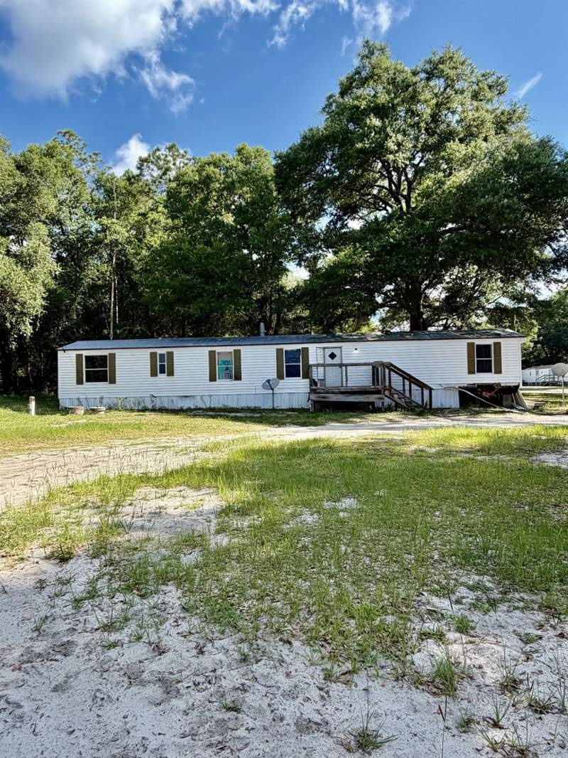 3 bedroom ManufacturedHome at 28 Allen Street, Crystal Acres, Sopchoppy — photo 2