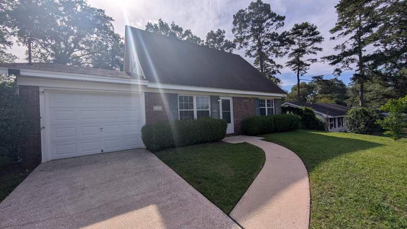 4 bedroom Detached at 1124 Winifred Drive, Mahan Circle, Tallahassee — photo 2