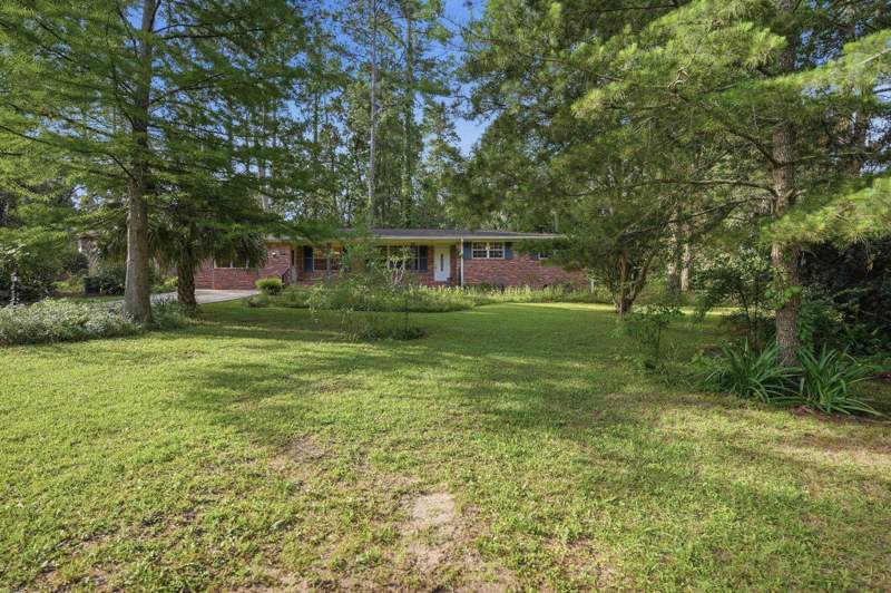 3 bedroom Detached at 1923 Sharon Road, Forest Heights, Tallahassee — photo 2