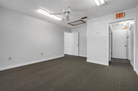 231 Lafayette Circle, Tallahassee FL - photo 7 of 43