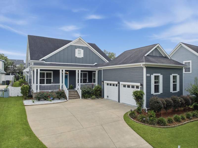 4 bedroom Detached at 3247 Carollton Drive, Southwood, Tallahassee — photo 2