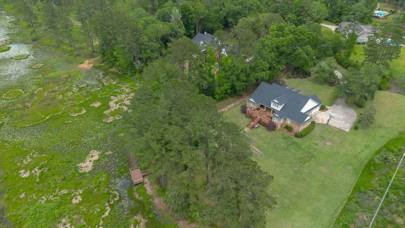5 bedroom Detached at 5985 Miles Blake Court, Baker Place, Tallahassee — photo 3