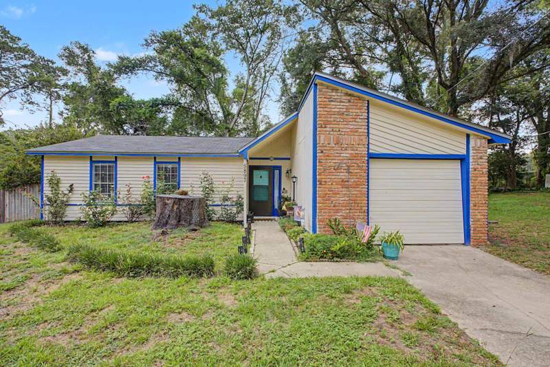 3 bedroom Detached at 5897 Cypress Circle, Lakewood Estates, Tallahassee — photo 2