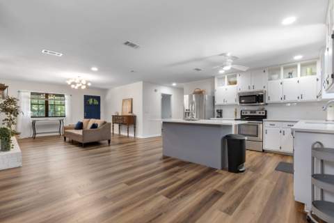 5225 Louvinia Drive, Tallahassee FL - photo 8 of 33