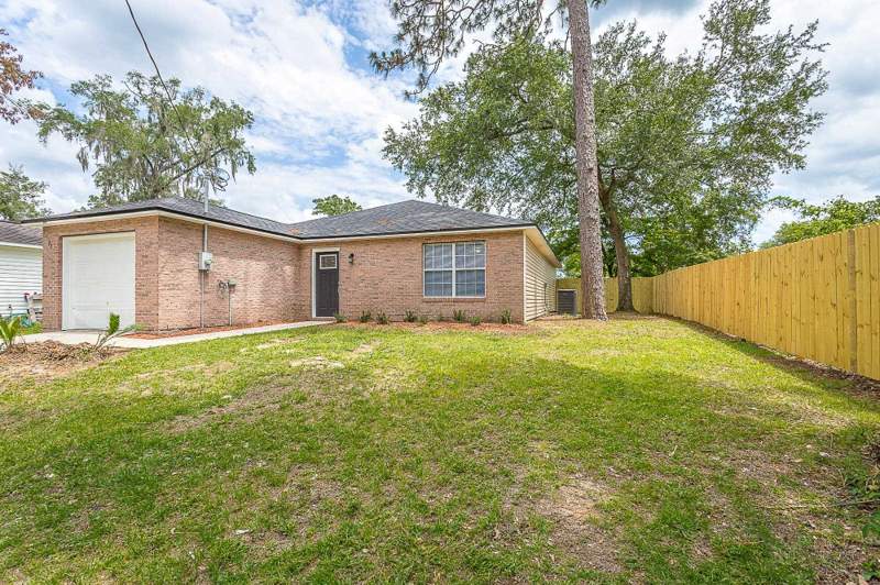 3 bedroom Detached at 23 Nelson Road, Greiners Addition, Crawfordville — photo 3