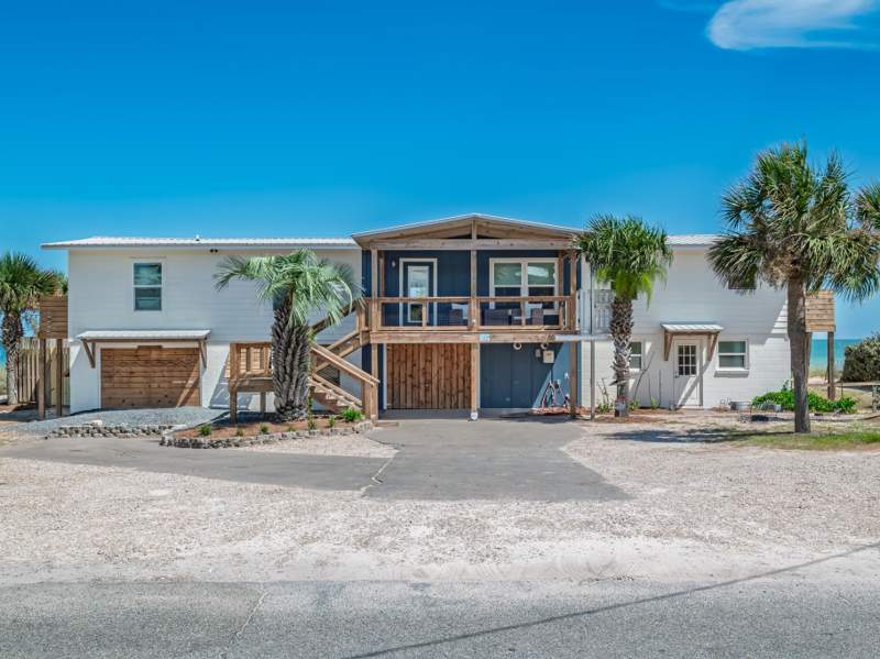9 bedroom Detached at 956 W Gorrie Drive, St George Island Unit 3, St George Islan — photo 4