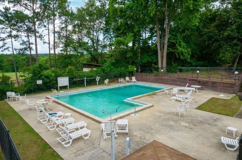 2 bedroom Condominium at 115 Westwood Drive, Westwood Condominiums, Tallahassee — photo 4