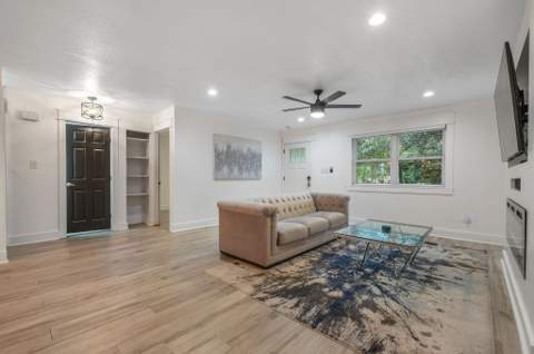 2828 Laris Drive, Tallahassee FL - photo 7 of 33