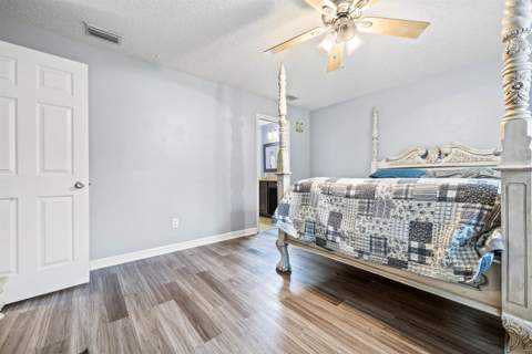 135 NE Golden Rain Terrace, Lee FL - photo 11 of 30