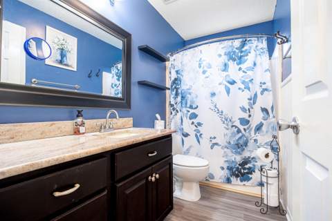 135 NE Golden Rain Terrace, Lee FL - photo 18 of 30