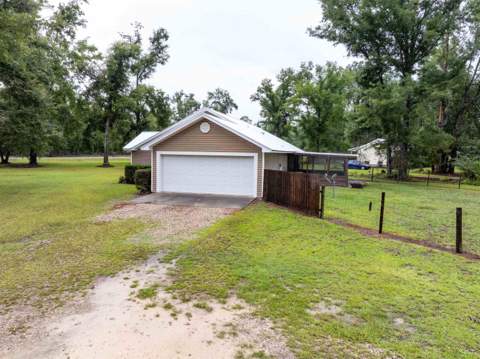 135 NE Golden Rain Terrace, Lee FL - photo 24 of 30