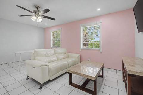 2203 W Pensacola Street, Tallahassee FL - photo 6 of 57