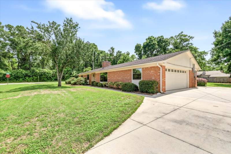 3 bedroom Detached at 1200 Springhaven Road, Sedgefield, Tallahassee — photo 5