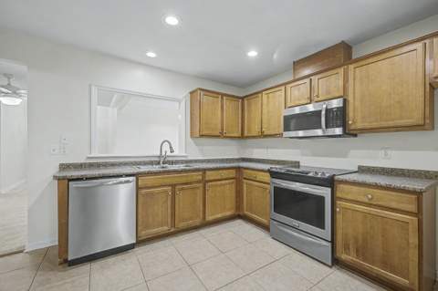 2908 Briar Court, Tallahassee FL - photo 8 of 32