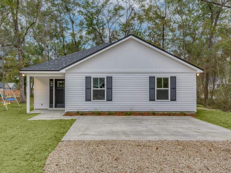 3 bedroom Detached at 21 Cochise Street, Wakulla Gardens, Crawfordville — photo 3