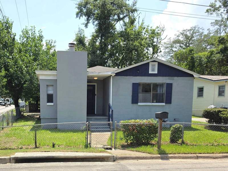 3 bedroom Detached at 2001 Daisy Street, Bond South, Tallahassee — photo 3