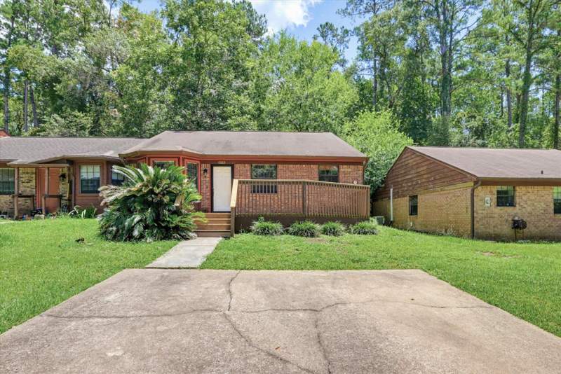 3 bedroom Townhouse at 1563 San Luis Road, San Luis On The Park, Tallahassee — photo 4