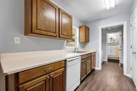 1919 Karen Lane, Tallahassee FL - photo 8 of 18