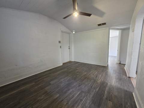 2046 Holmes Street, Tallahassee FL - photo 10 of 48