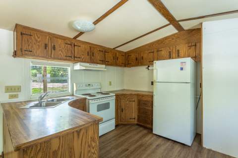 625 Maple Street, Alligator Point FL - photo 12 of 47