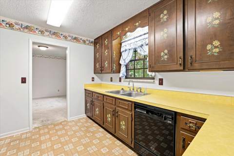 2056 Champagne Drive, Tallahassee FL - photo 21 of 70