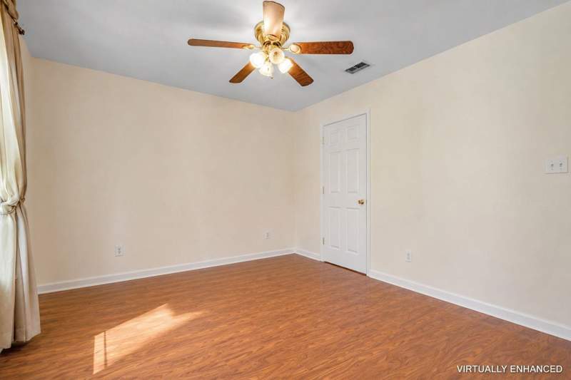 3 bedroom Detached at 107 Ponce De Leon, Alameda Heights Unrec Plat, Tallahassee — photo 5