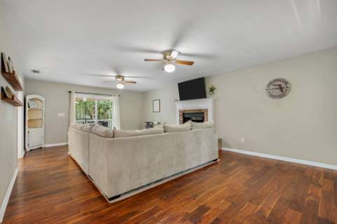 6281 Longwood Court, Tallahassee FL - photo 9 of 42