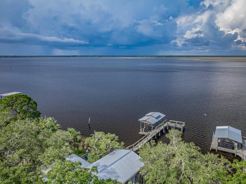 3 bedroom Detached at 88 River Drive, River Bend, Panacea — photo 5
