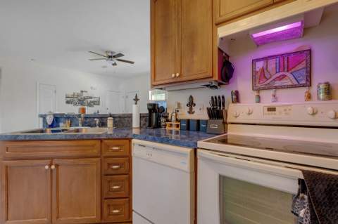 910 Myrtle Avenue, Quincy FL - photo 12 of 24