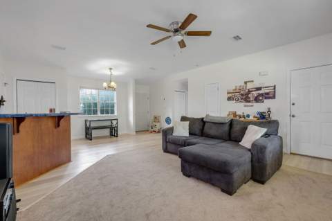 910 Myrtle Avenue, Quincy FL - photo 8 of 24