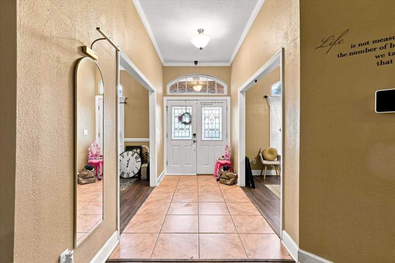 4 bedroom Detached at 496 Rustling Pines Boulevard, Rustling Pines, Midway — photo 4