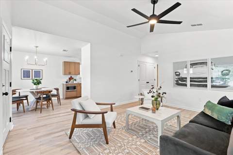 2511 Saxon Street, Tallahassee FL - photo 7 of 26
