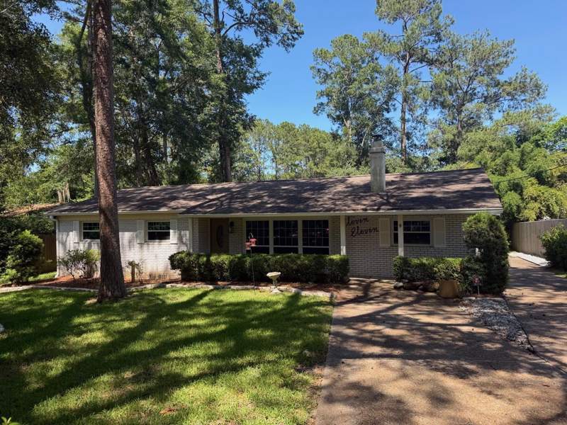 3 bedroom Detached at 1111 Pinecrest Drive, Richland, Tallahassee — photo 2
