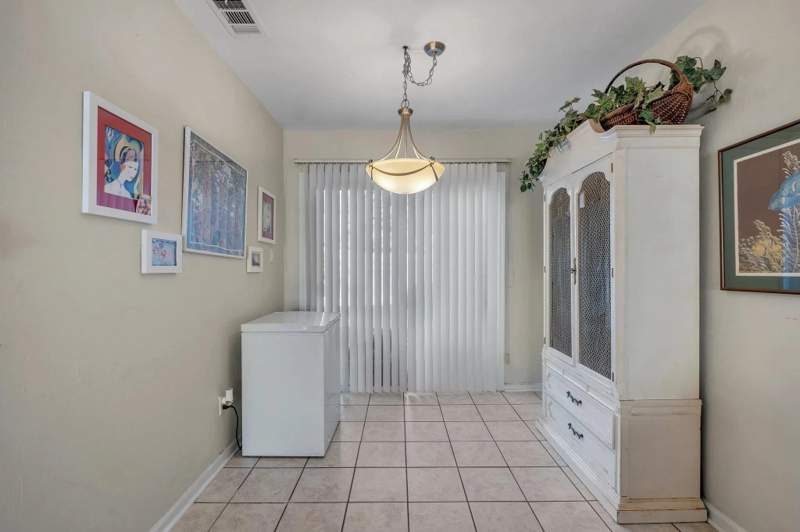 2 bedroom Townhouse at 2504 Prest Court, Pinecrest Unrecorded, Tallahassee — photo 5