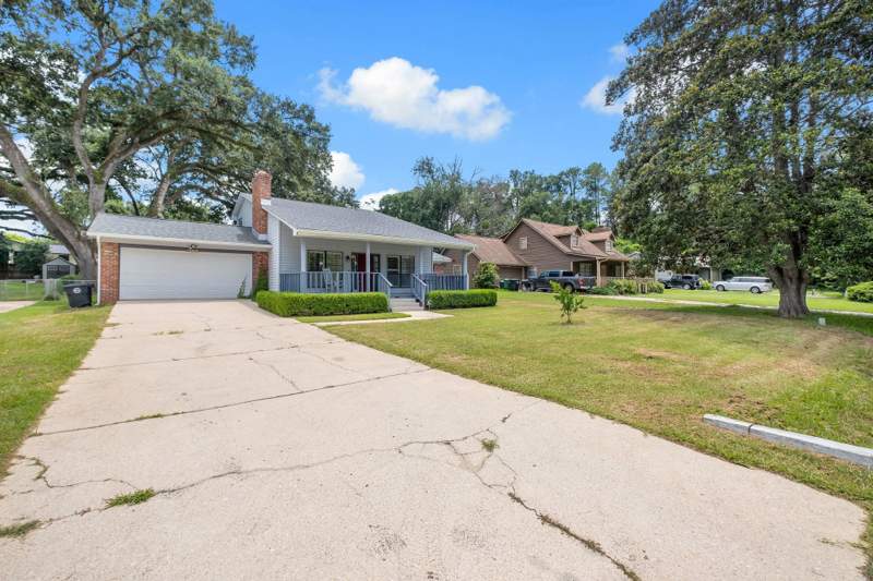 3 bedroom Detached at 2520 Clara Kee Boulevard, BENT TREE ESTATES, Tallahassee — photo 4