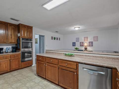 3704 Danesborough Drive, Tallahassee FL - photo 16 of 53