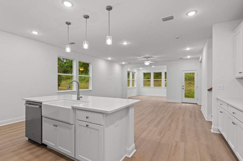 4 bedroom Detached at 4525 Garden Oaks Way, Garden Oaks, Tallahassee — photo 4